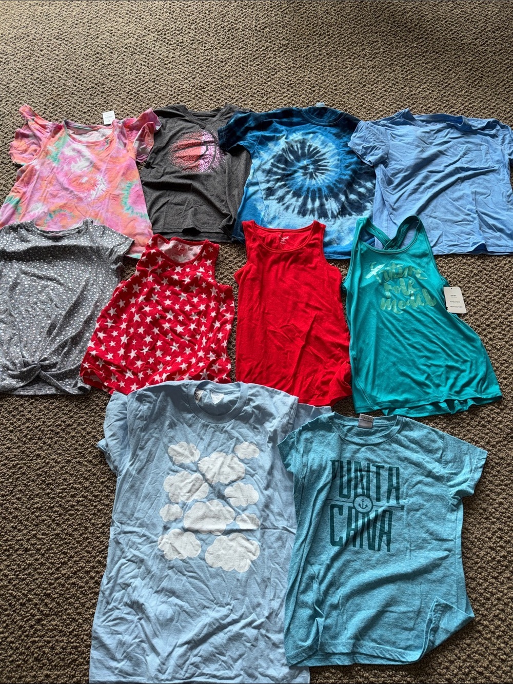 Girls bundle of 10 t-shirts and tanks size large various brands some new!